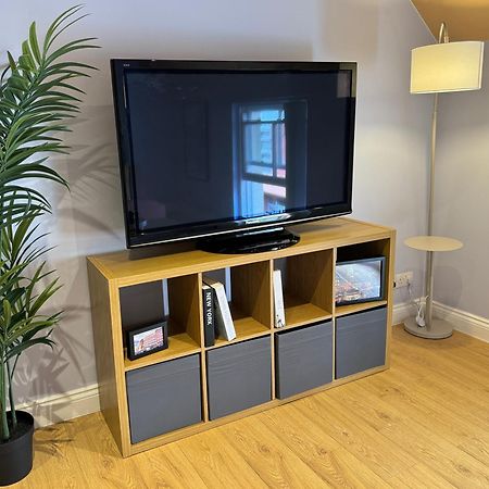 Group Bookings: Up To 30 Guests Across 5 Spacious Flats! Keyless Access Free Wifi & Parking Birmingham Buitenkant foto