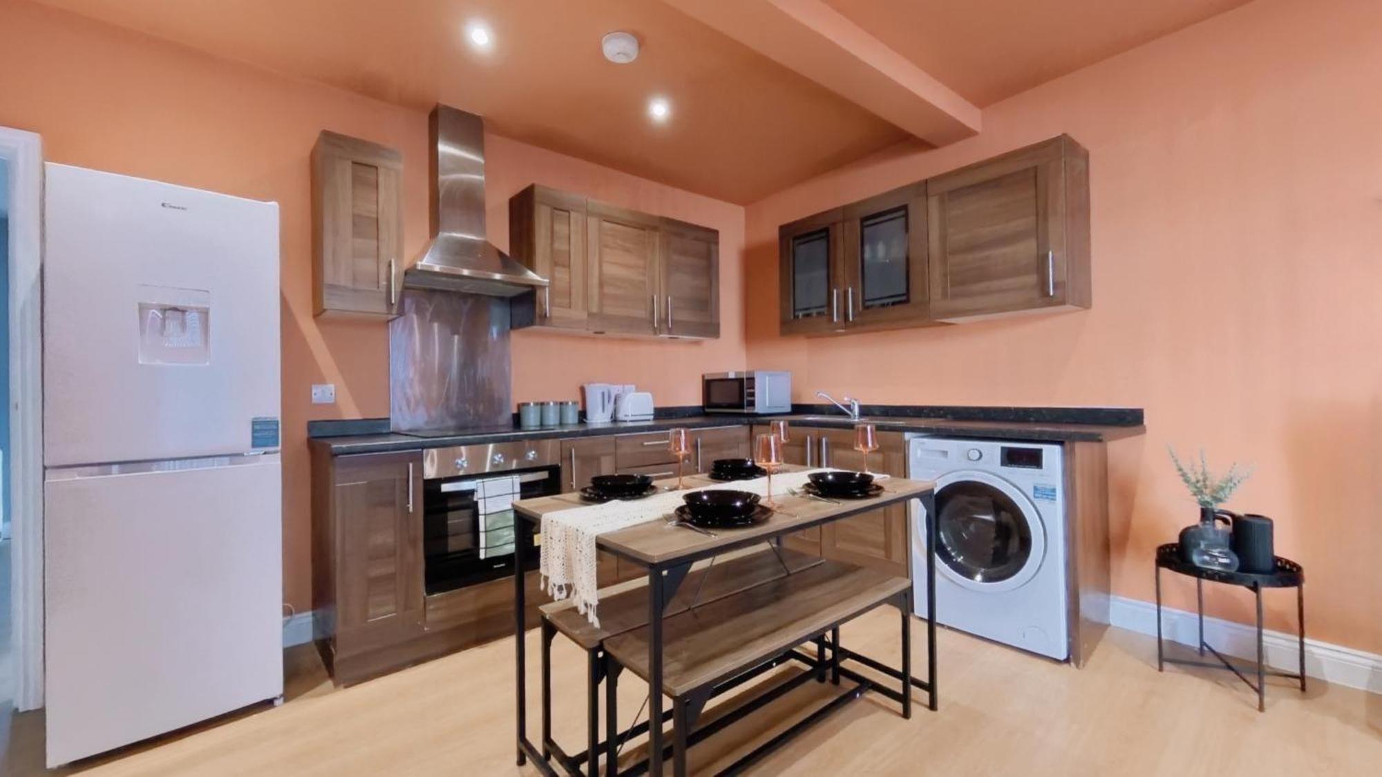 Group Bookings: Up To 30 Guests Across 5 Spacious Flats! Keyless Access Free Wifi & Parking Birmingham Buitenkant foto