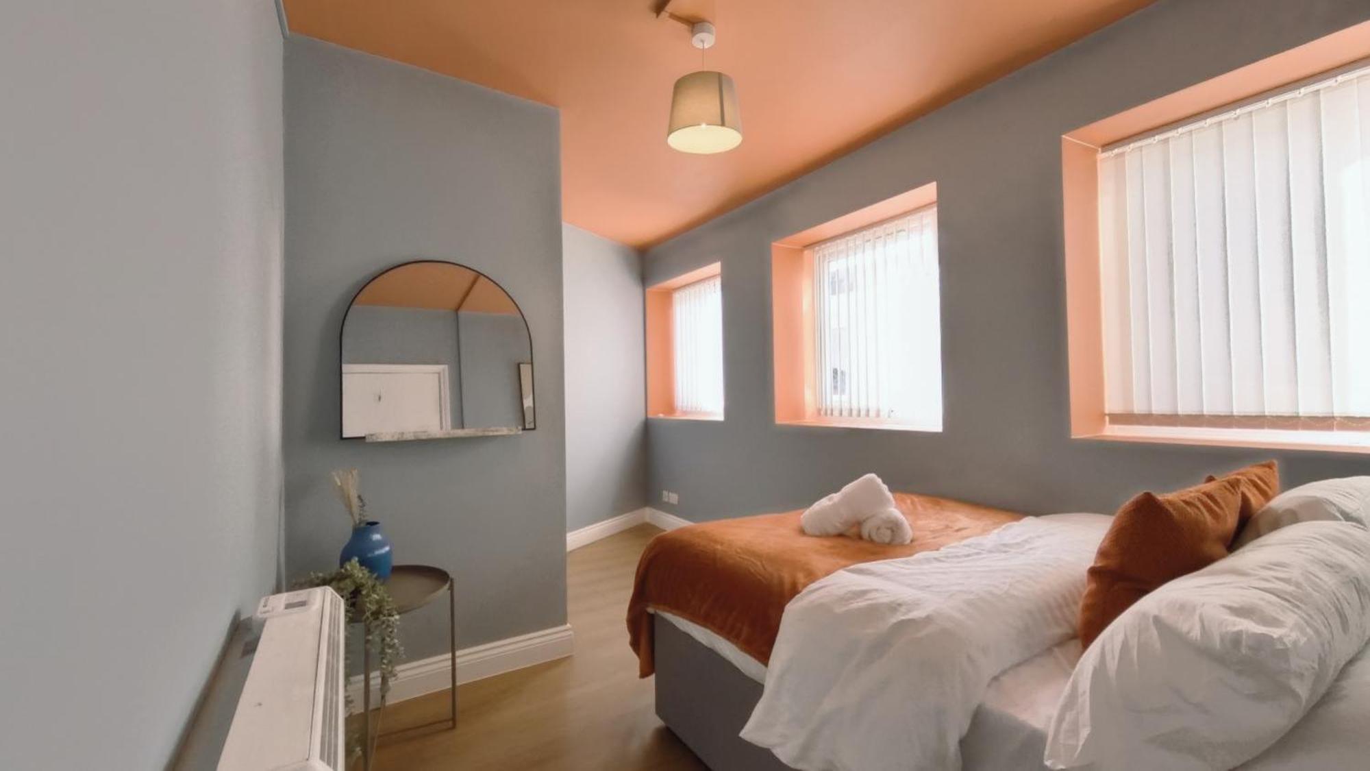 Group Bookings: Up To 30 Guests Across 5 Spacious Flats! Keyless Access Free Wifi & Parking Birmingham Buitenkant foto