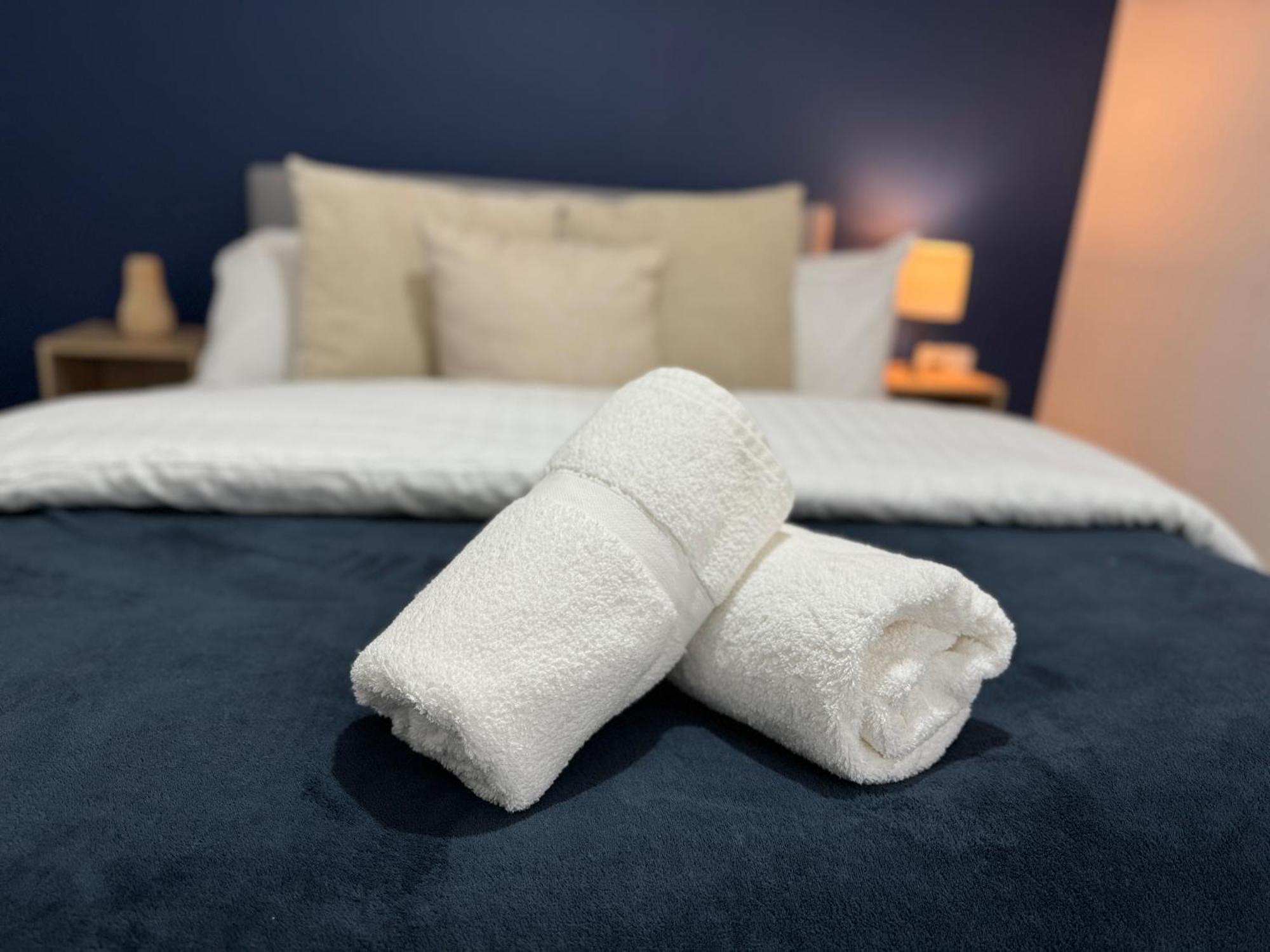 Group Bookings: Up To 30 Guests Across 5 Spacious Flats! Keyless Access Free Wifi & Parking Birmingham Buitenkant foto
